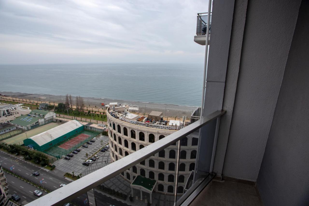 Apartment Natalia Sea Towers Batumi Exterior foto